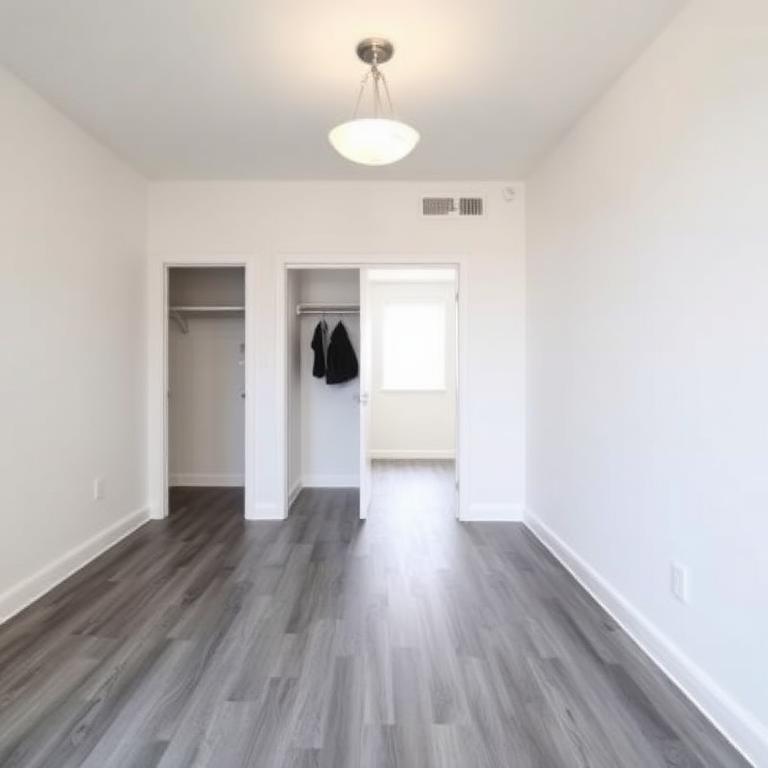 Entryway — 88 Maple Ct